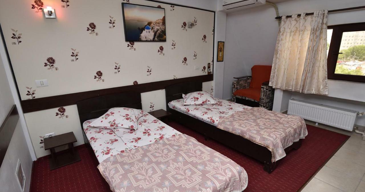 Hotel Taco Bukarest Eksteriør billede