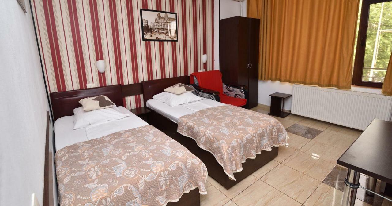 Hotel Taco Bukarest Eksteriør billede