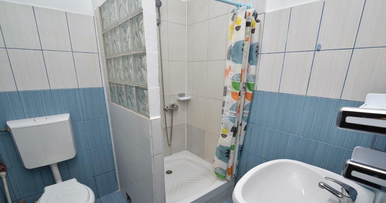 Hotel Taco Bukarest Eksteriør billede