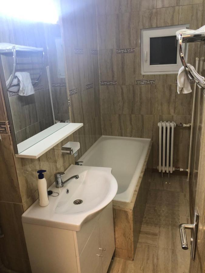 Hotel Taco Bukarest Eksteriør billede